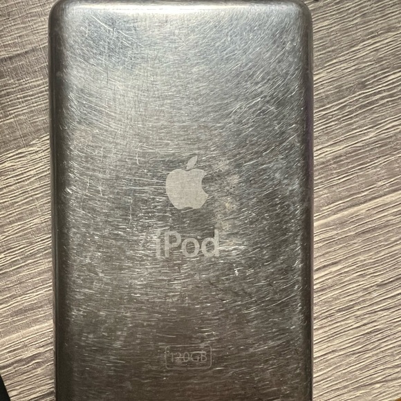 Apple IPod 20 G - Picture 2 of 3